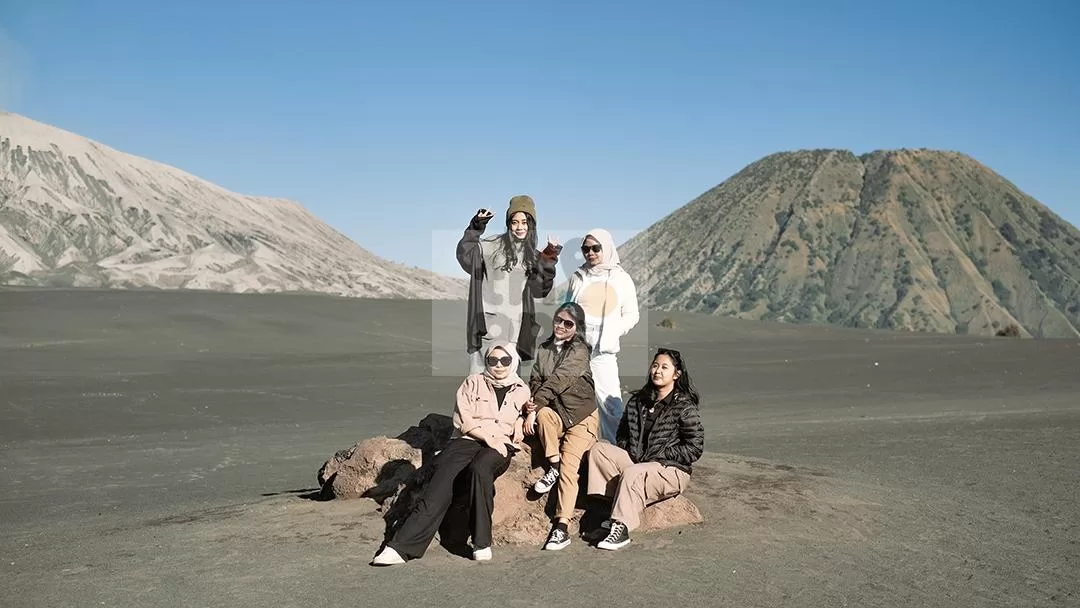 Waktu Terbaik Berkunjung ke Gunung Bromo Saat Sunrise atau Sunset - Trippi.id